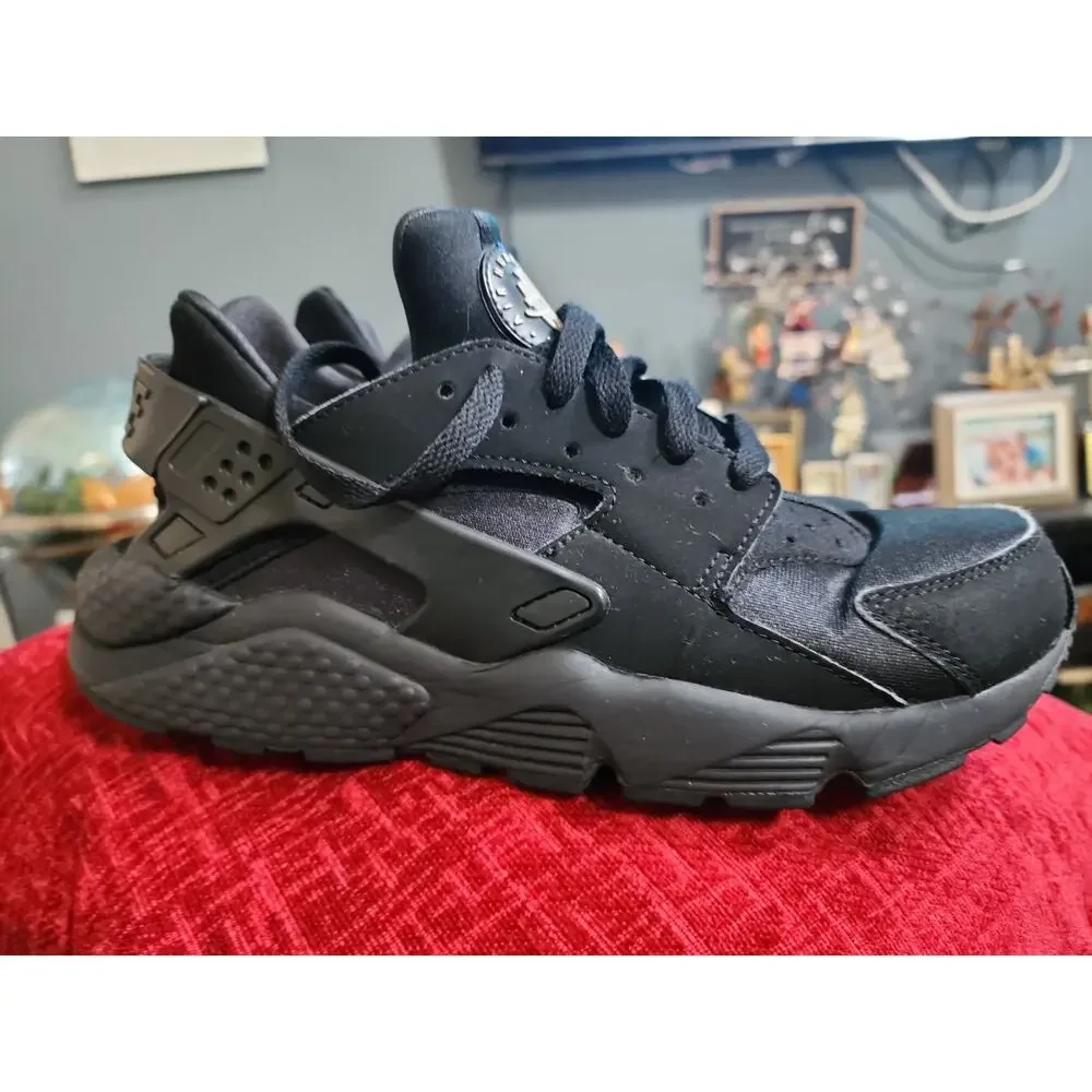 Nike Air Huarache Run Triple Black Size 8 M